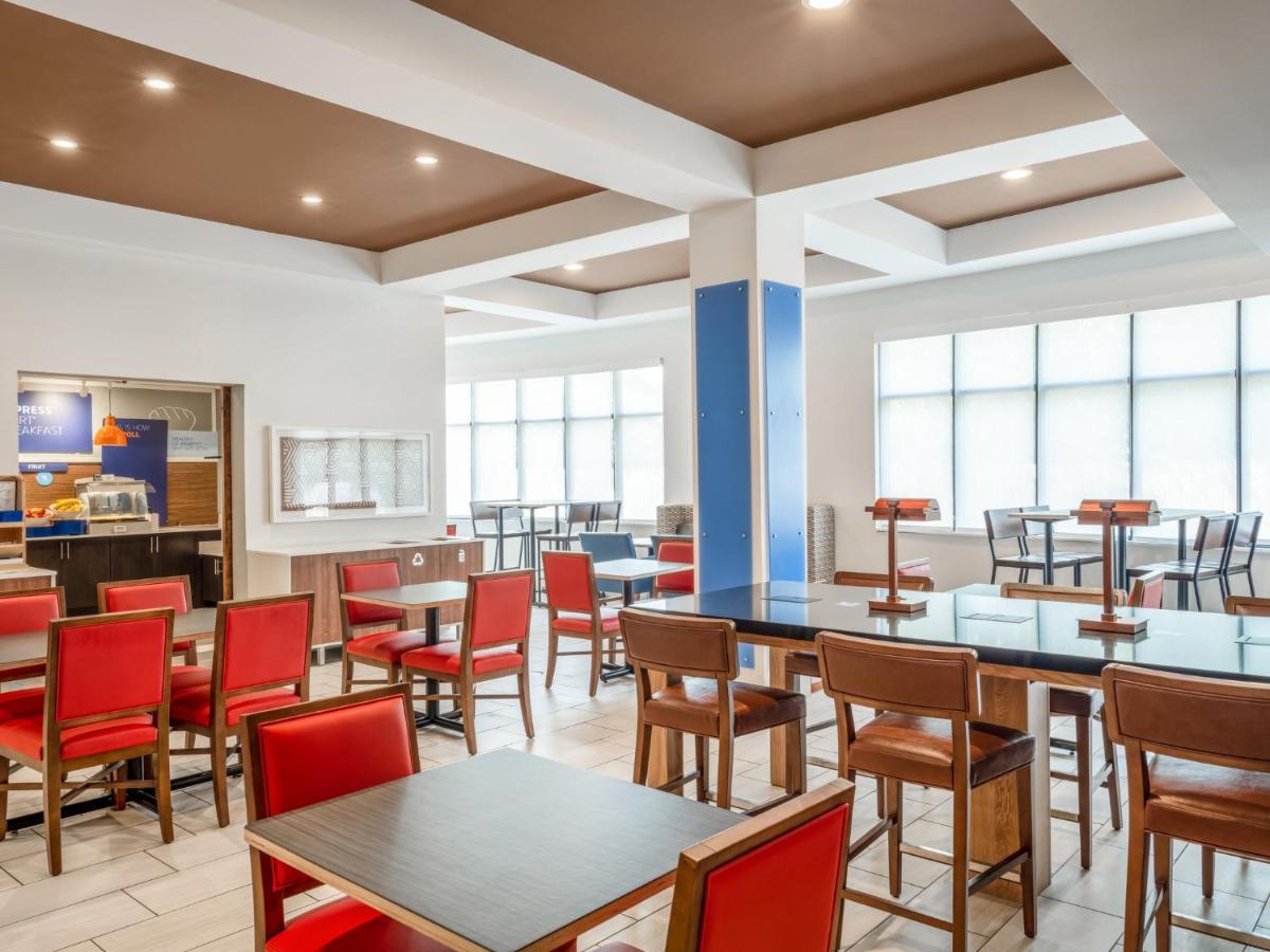 Holiday Inn Express Hotel & Suites Beaumont Northwest, An Ihg Hotel Ngoại thất bức ảnh